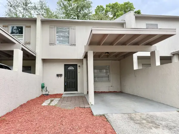 5129 Tennis Court Circle, TAMPA, FL 33617