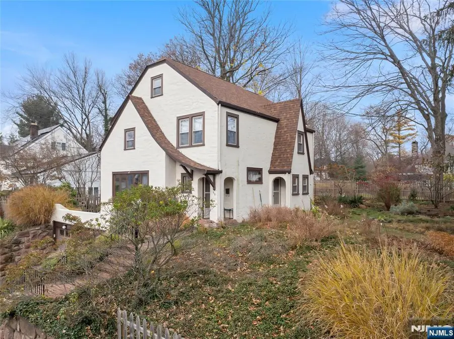 69 Sussex Road, Tenafly, NJ 07670 - Image #3