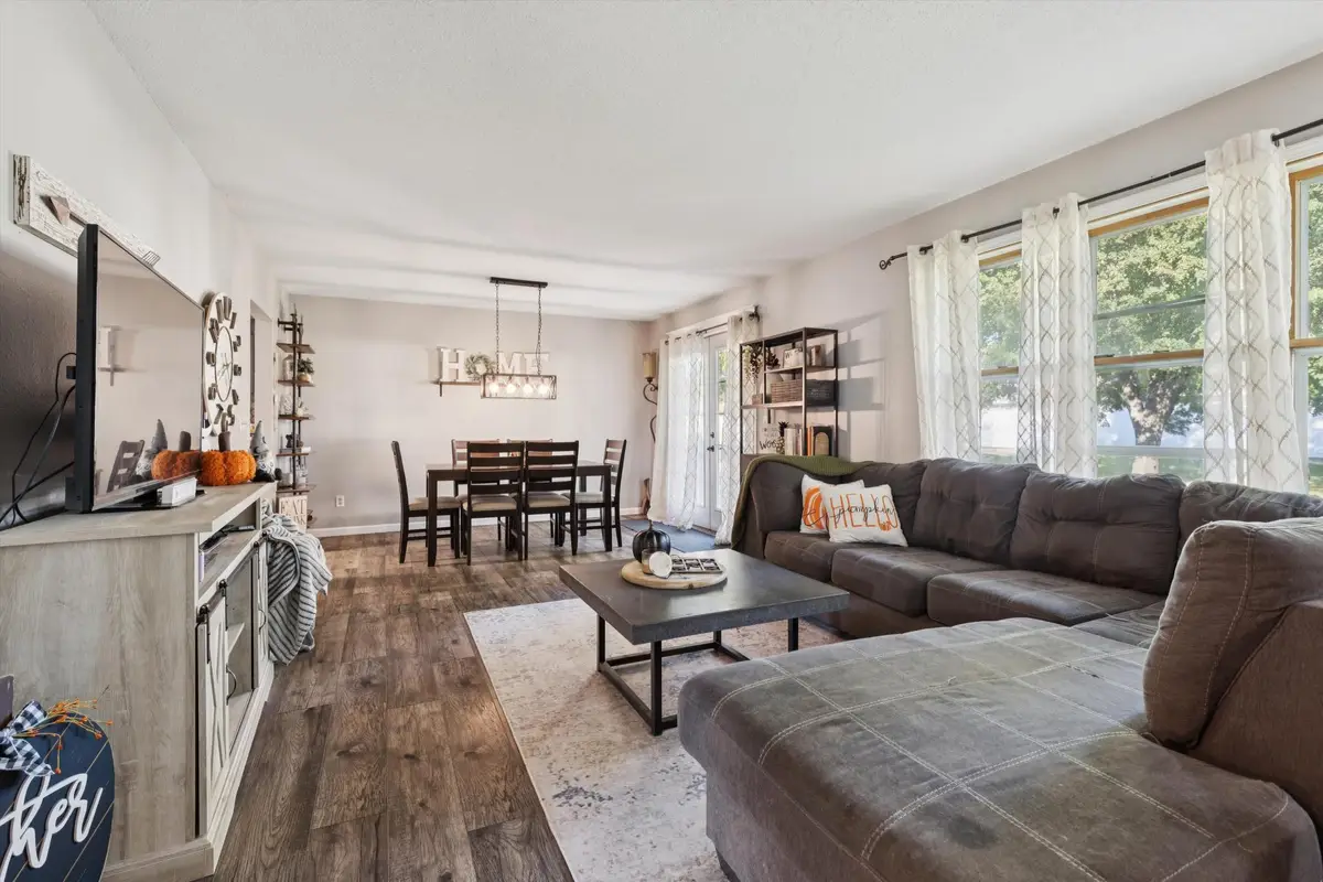 609 E Welco Drive, Montgomery, MN 56069 - #1