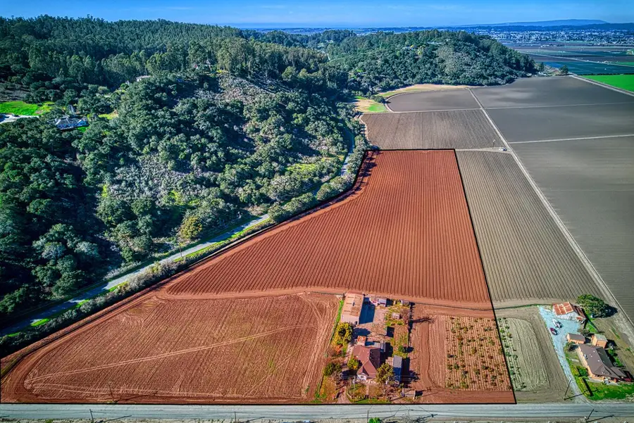 138 San Miguel Canyon Road, Royal Oaks, CA 95076 - Image #2