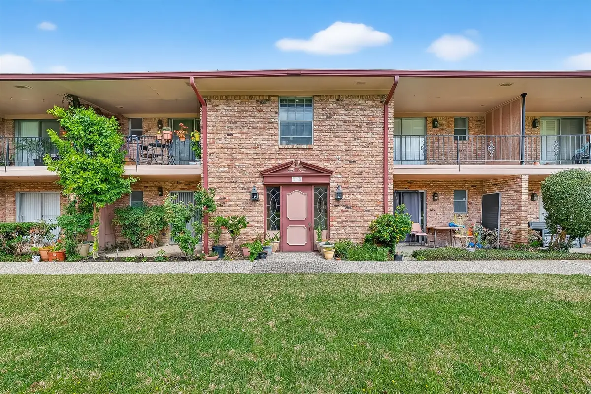 7600 Burgoyne Road #121, Houston, TX 77063 - #1