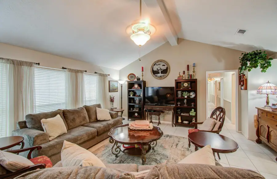 541 Natchez Park, Conroe, TX 77302 - Image #2