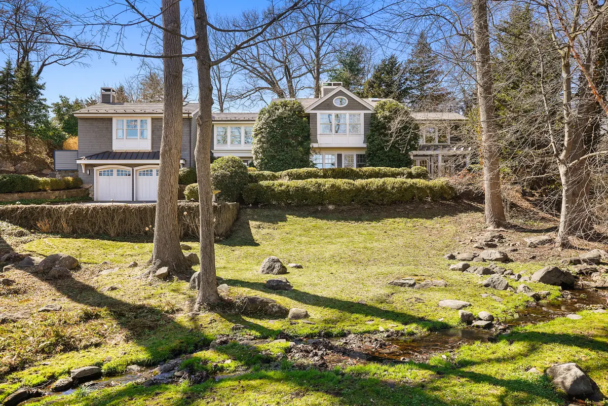 8 Willowmere Avenue, Riverside, CT 06878 - #1