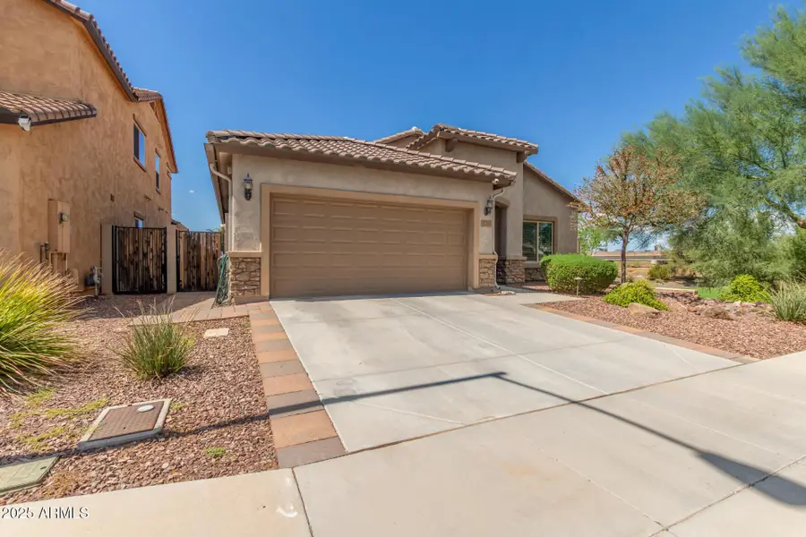 25208 N 108th Lane, Peoria, AZ 85383 - Image #3