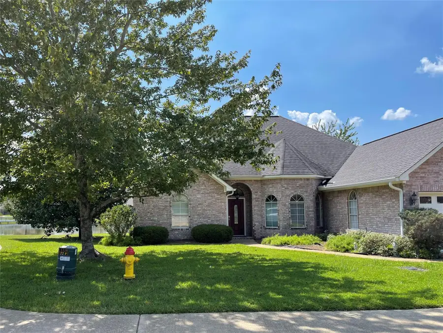 2027 Meadow Bend, Shreveport, LA 71118 - Image #2