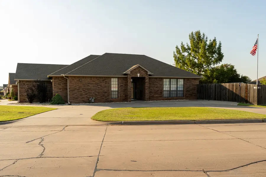 1 Windsor Circle, Stillwater, OK 74074-6708 - #2