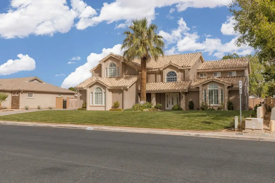 1355 E Saint James Ln, Saint George, UT 84790 - #3