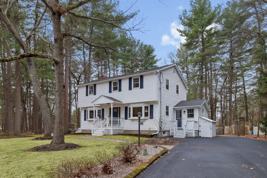 31 Maureen Dr, Tewksbury, MA 01876 - #1