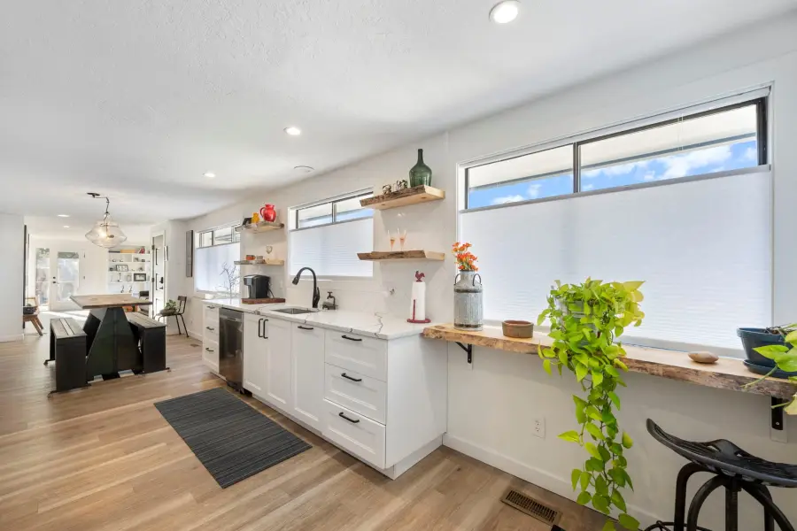 21315 Livingston Drive, Bend, OR 97701 - #2