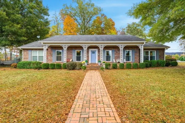 715 Harren Court, Etowah, TN 37331