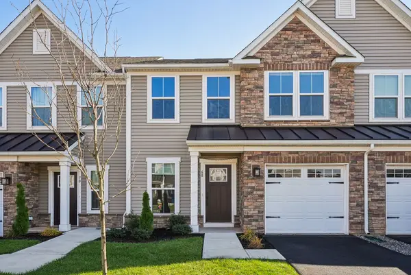 68 Owen Ct, Franklin Twp., NJ 08873