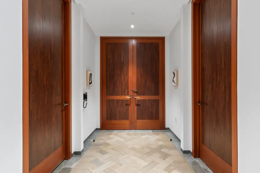 730 5th Avenue #17B, Manhattan, NY 10019 - #3