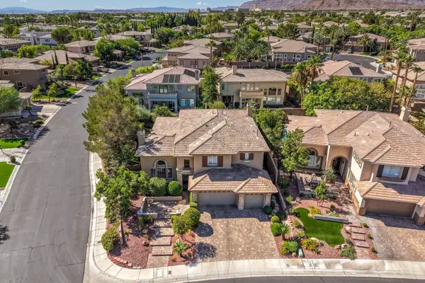 10201 Owls Peak Court, Las Vegas, NV 89144