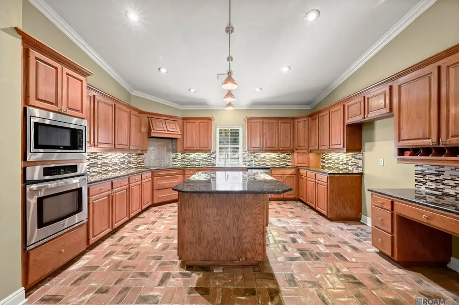 18616 Perkins Rd, Prairieville, LA 70769 - #3