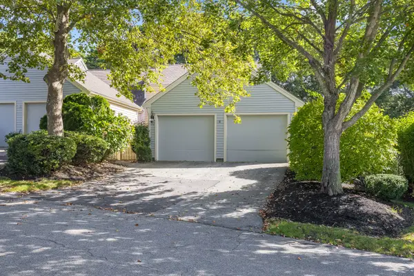 30 W Woods Circle, Yarmouth Port, MA 02675