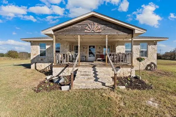 17215 Tarlton Road, Mabank, TX 75147