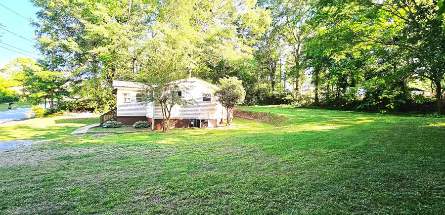 508 S Church Ave, Landrum, SC 29356 - #2