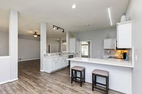 6546 Bellingham St, Navarre, FL 32566