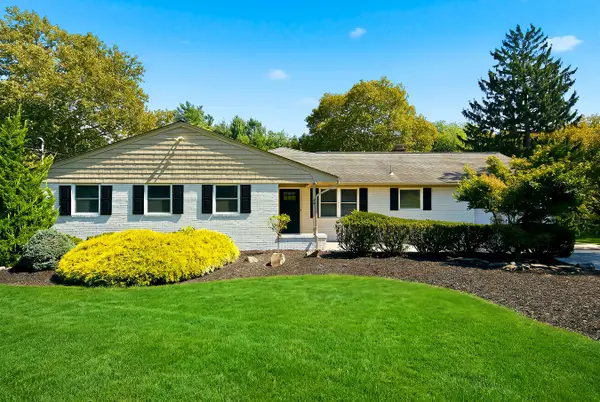 29 Centerville Road, Holmdel, NJ 07733