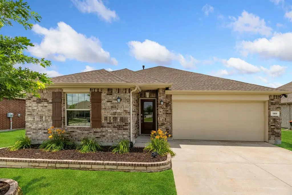 1301 Chapel Hill Drive, Anna, TX 75409 - Image #1