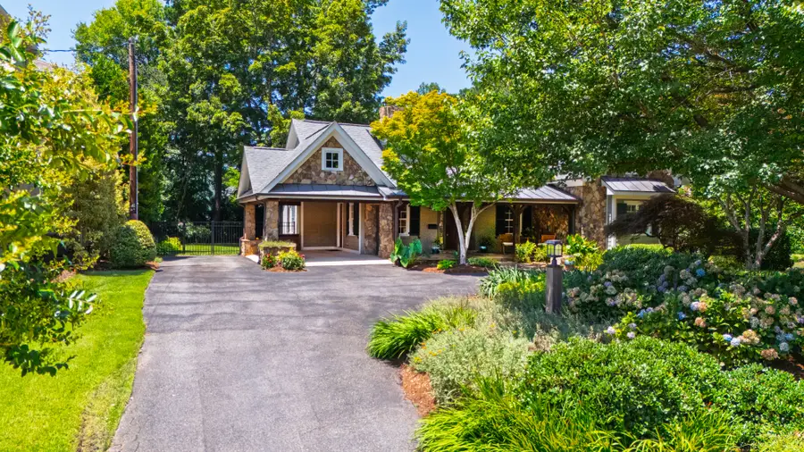 2707 Anderson Drive, Raleigh, NC 27608 - Image #2