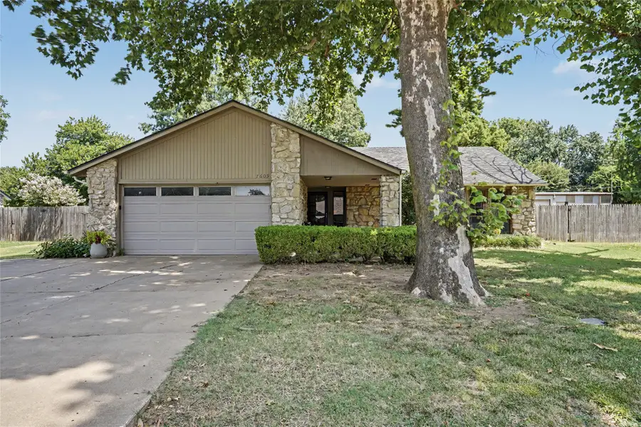 7605 N 175th East Avenue, Owasso, OK 74055 - #2
