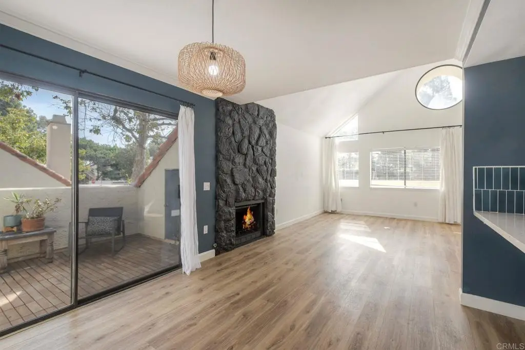 371 N Melrose Drive #D, Vista, CA 92083 - #1