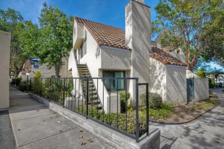 371 N Melrose Drive #D, Vista, CA 92083 - #2