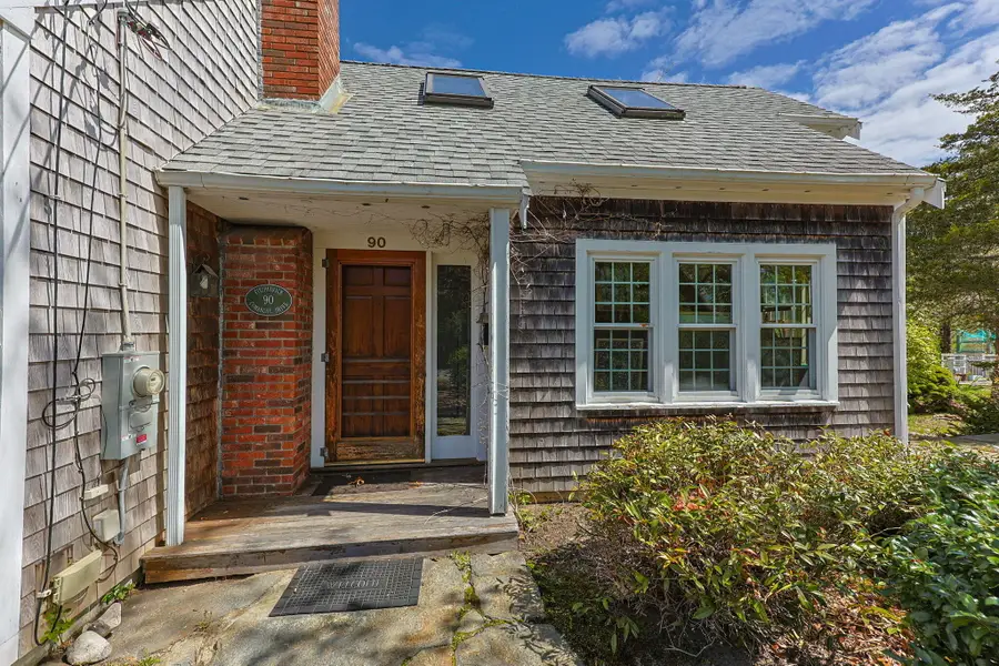 90 Comanche Dr, Falmouth, MA 02540 - #3