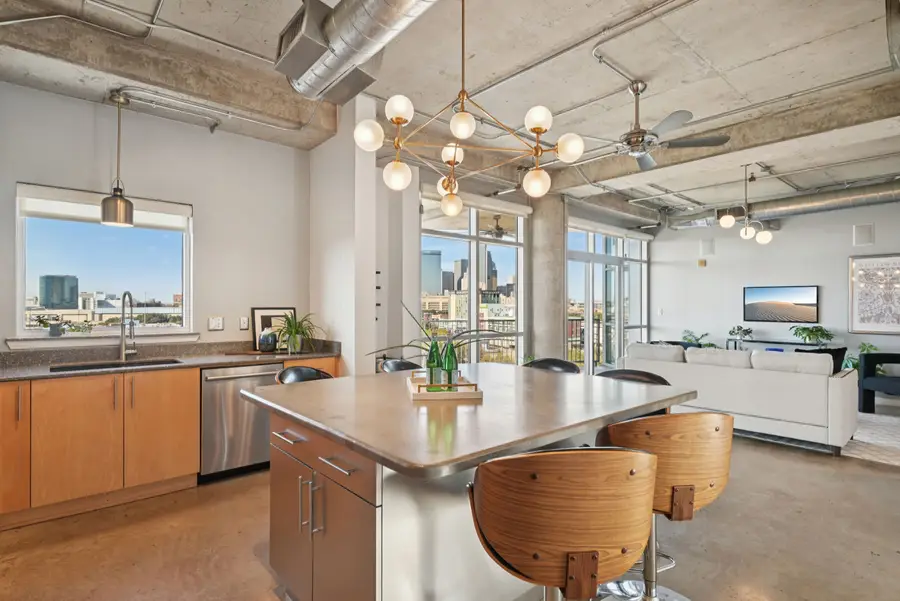 1001 Belleview Street #705, Dallas, TX 75215 - #2