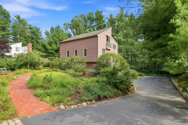 53 Trout Farm Ln, Duxbury, MA 02332