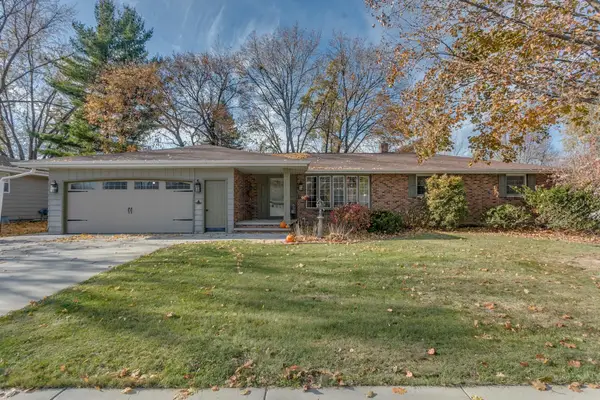 601 CAROL LYNN DRIVE, Little Chute, WI 54140