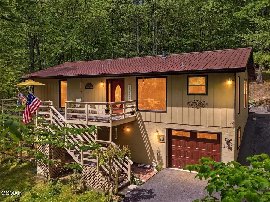 2931 Mountain Boulevard, Sevierville, TN 37876 - #3