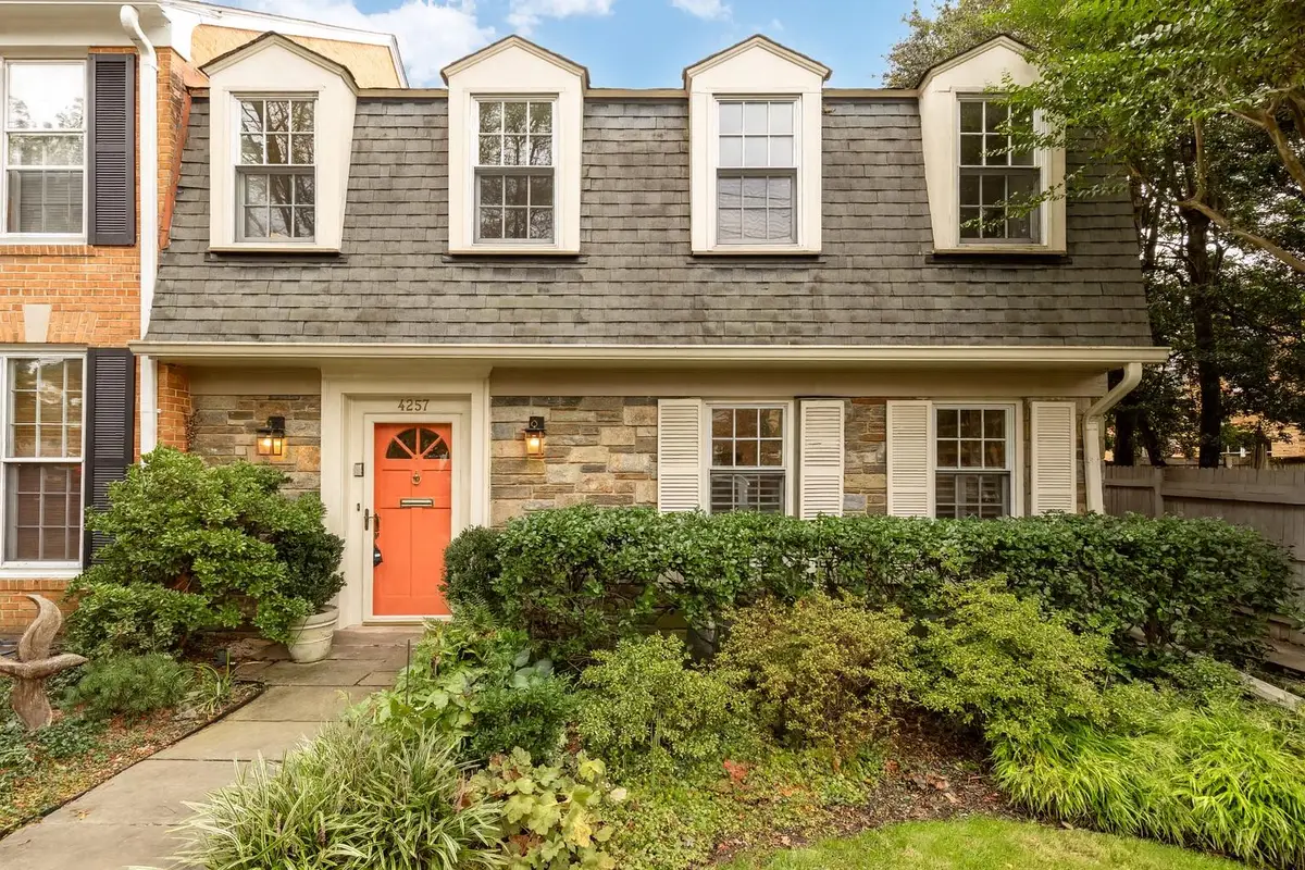 4257 Fordham Rd Nw, Washington, DC 20016 - Image #1