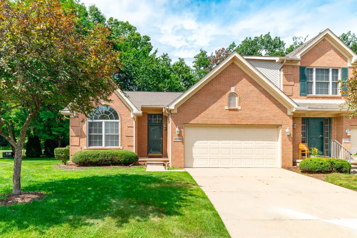 23706 W West Lake Circle #36, Brownstown, MI 48183 - Image #1