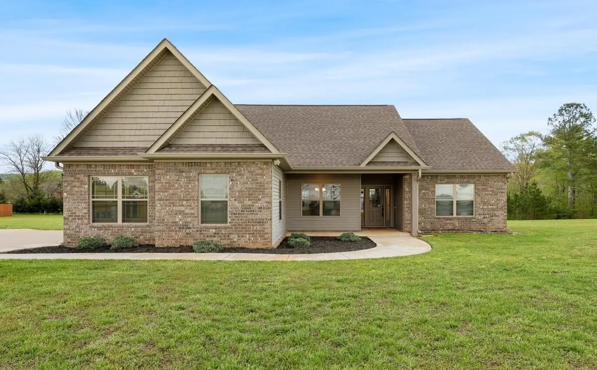 134 Farm View Circle, Rock Spring, GA 30739 - Image #1