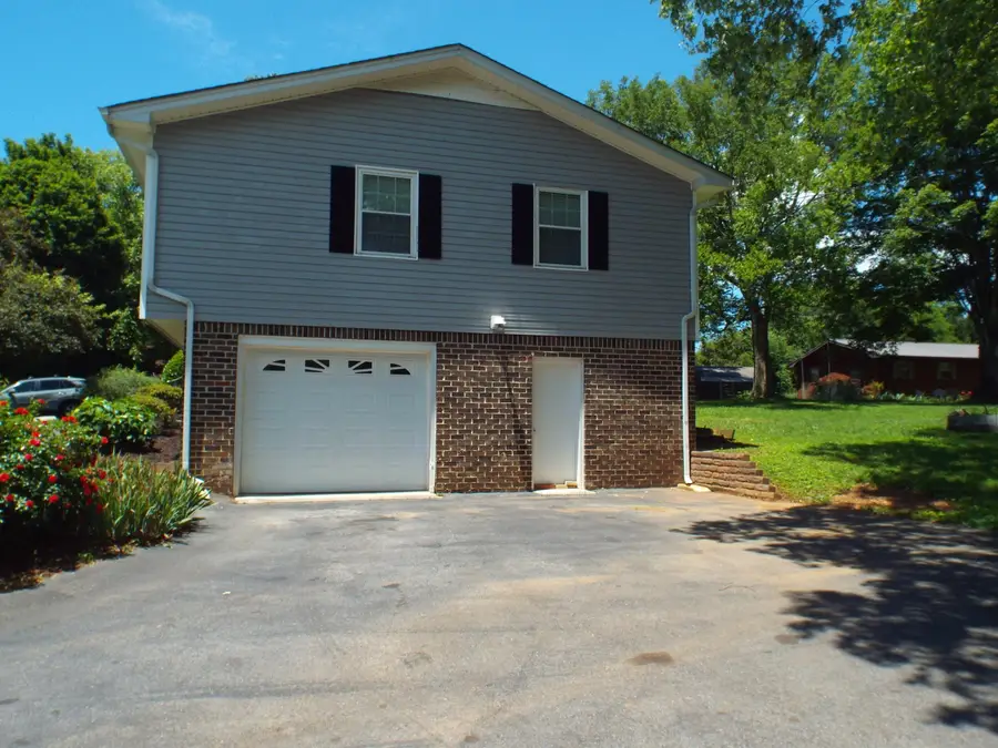 286 Gardenia Avenue Nw, Cleveland, TN 37312 - Image #2