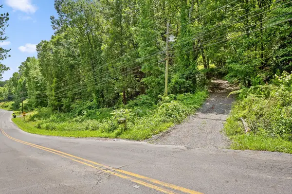 274 Pine Hill Drive Sw, McDonald, TN 37353