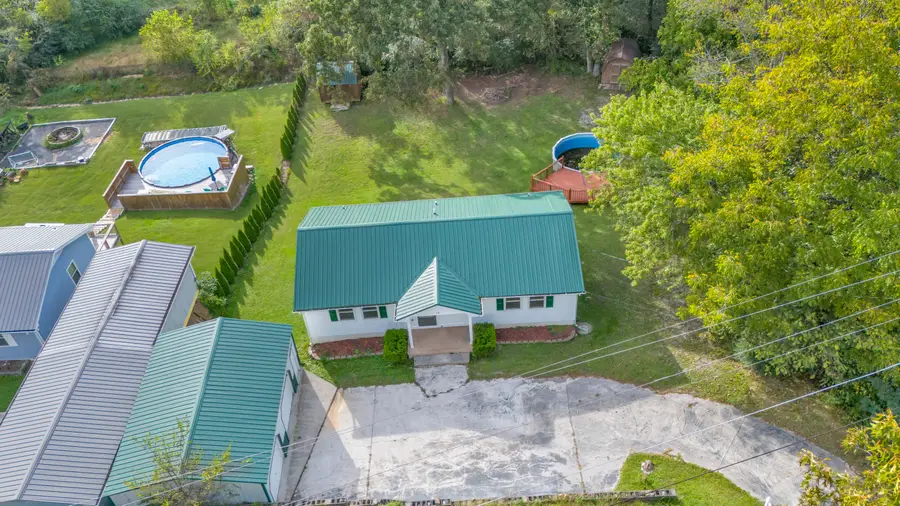 13 Travis Road, Rossville, GA 30741 - Image #3