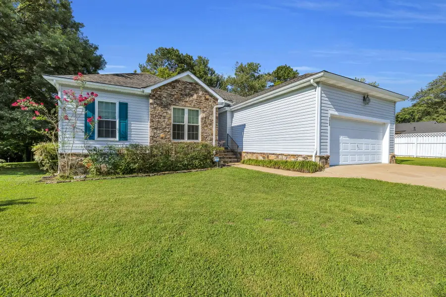 7424 Edgefield Drive, Chattanooga, TN 37421 - Image #2