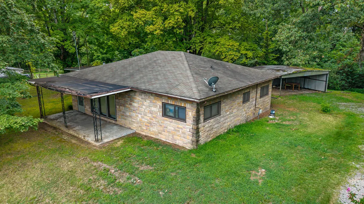 569 S Amhurst Place, Englewood, TN 37329 - Image #1