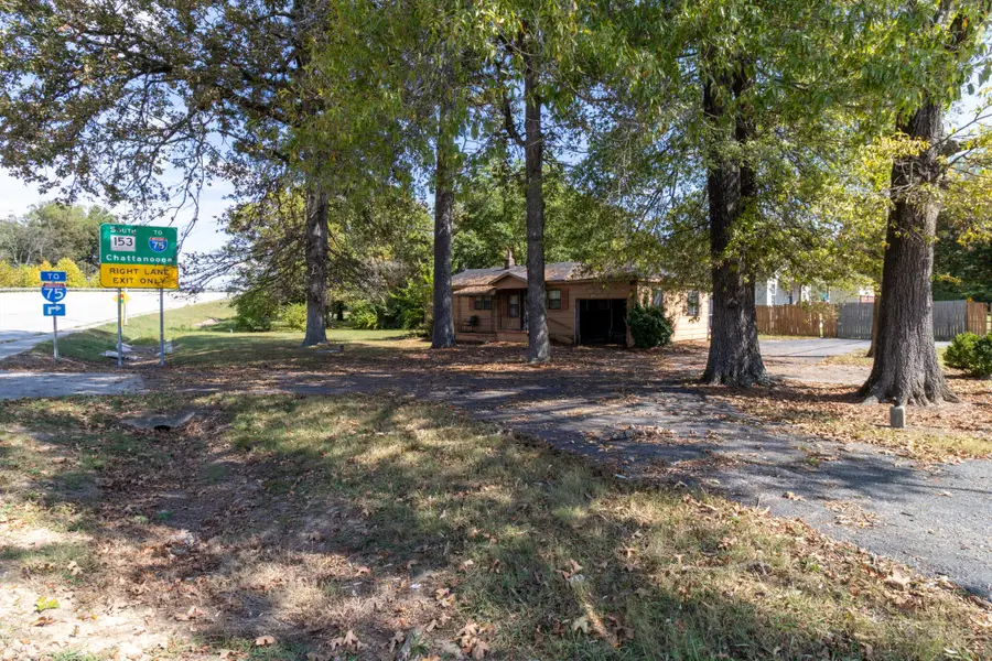 5945 Shaw Avenue, Chattanooga, TN 37421 - #2