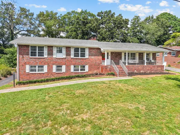 1416 Rowewood Drive, Chattanooga, TN 37421