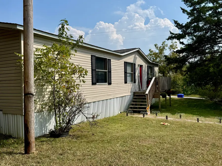 147 Mayberry Street, Harriman, TN 37748 - Image #2