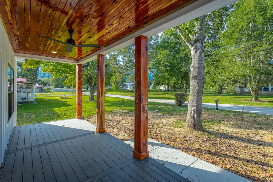 206 Pine Street, Soddy Daisy, TN 37379 - Image #3