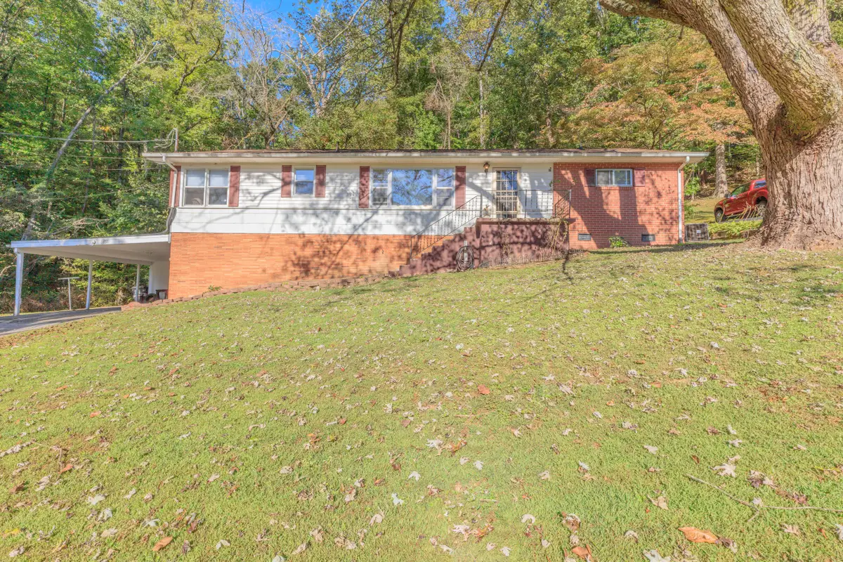 9851 Millsaps Street, Soddy Daisy, TN 37379 - Image #1