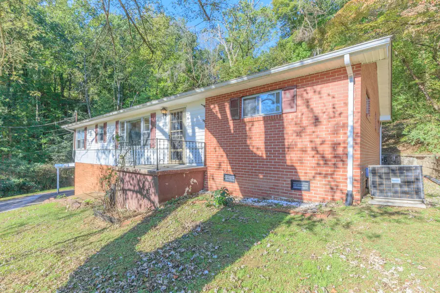 9851 Millsaps Street, Soddy Daisy, TN 37379 - Image #2