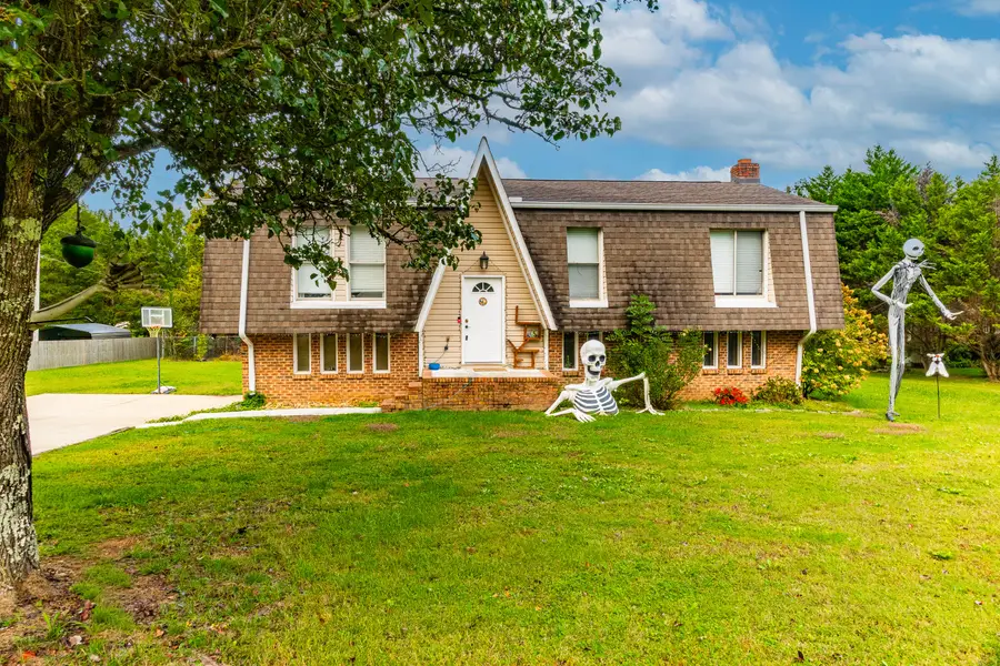 60 Walker Street, Ringgold, GA 30736 - #2