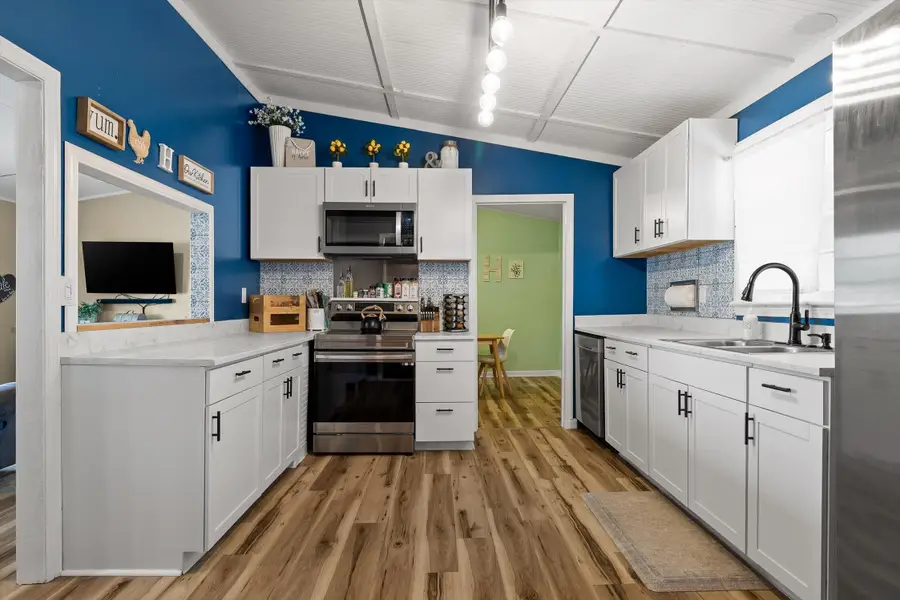 1002 Dennis Avenue, Jasper, TN 37347 - #2