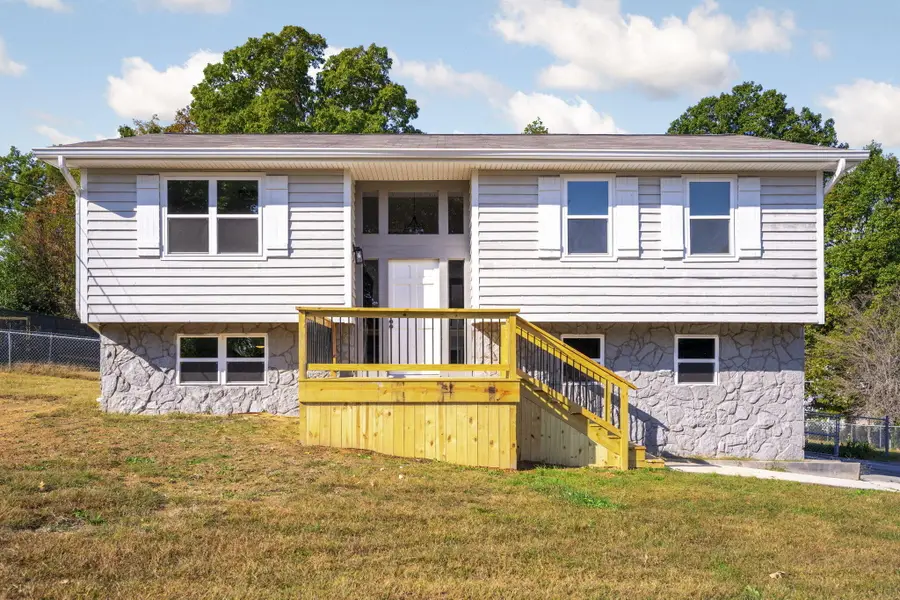 8805 Shady Wood Lane, Hixson, TN 37343 - Image #2